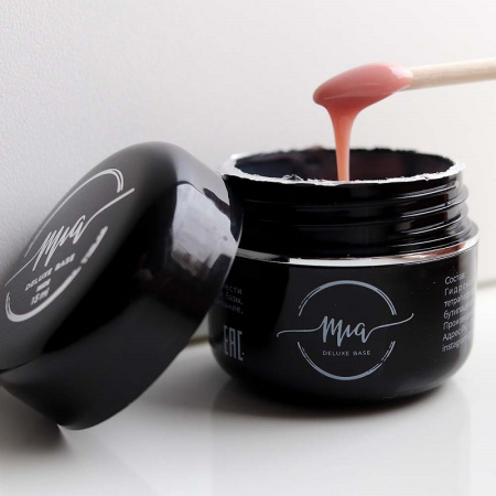 Изображение Mia, Камуфлирующая база для ногтей Deluxe nude, 15 мл в интернет-магазине Цирюльник
